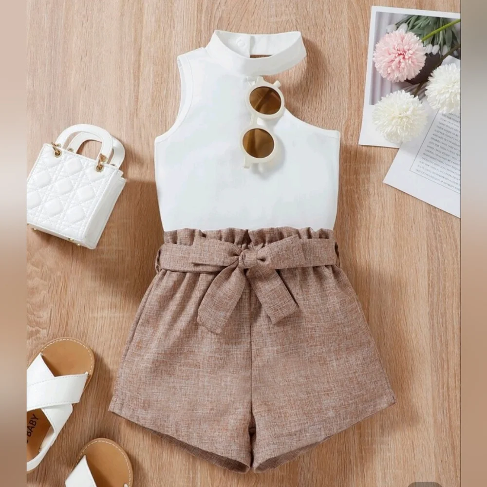 NWOT Girls Asymetrical White Top & Brown Belted Shorts Size (5/6)